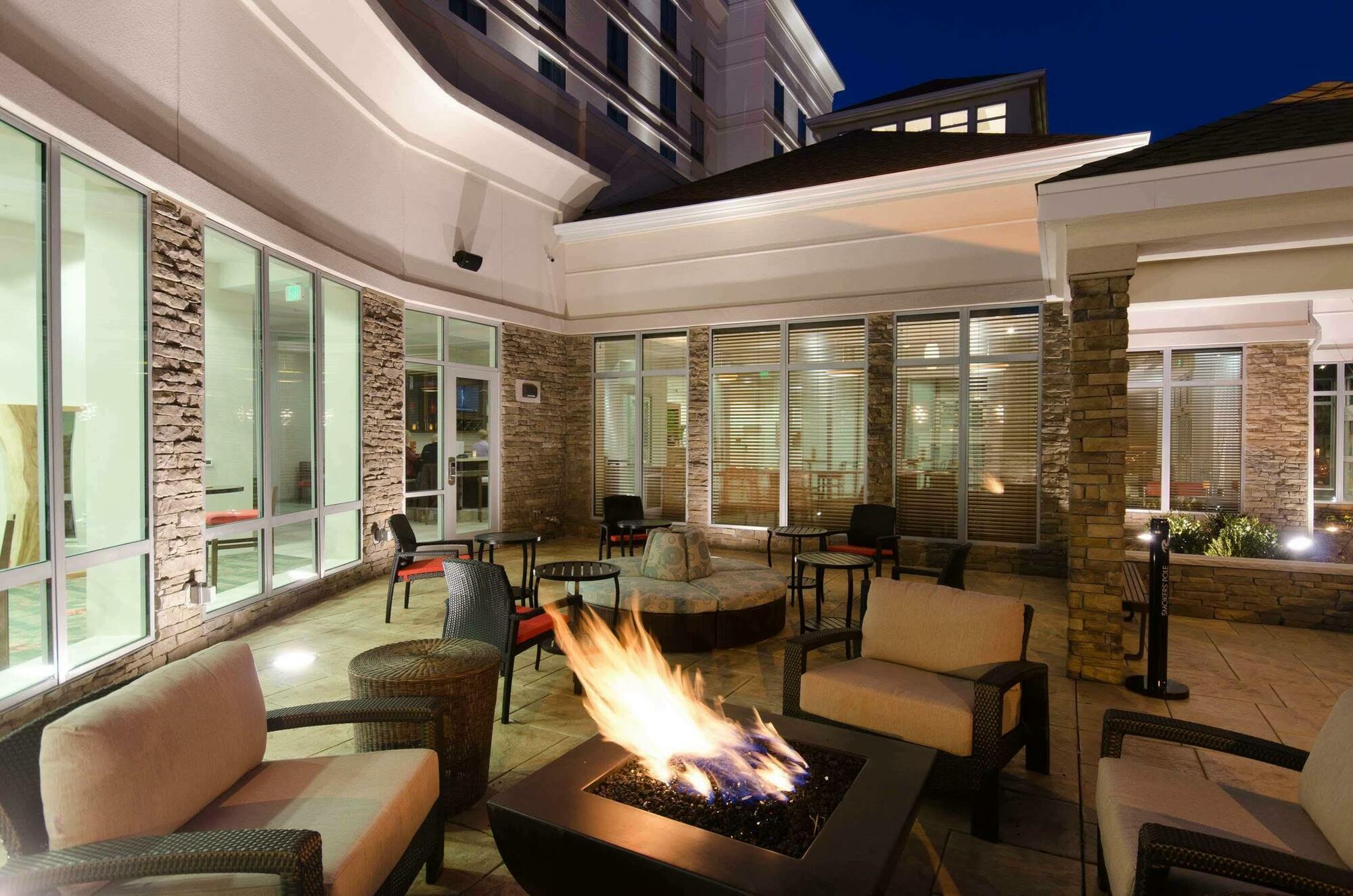 Hilton Garden Inn Hickory Eksteriør bilde